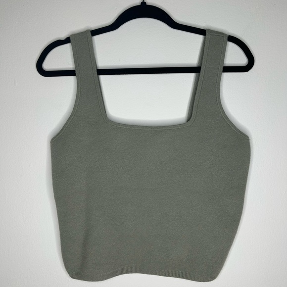 Abercrombie & Fitch Soft A&F Sage Green Square Neck Tank Top L - Picture 1 of 4